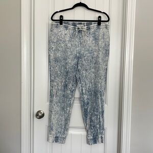 Crave Fame Blue and White Acid Wash Patterned Jogger Pants